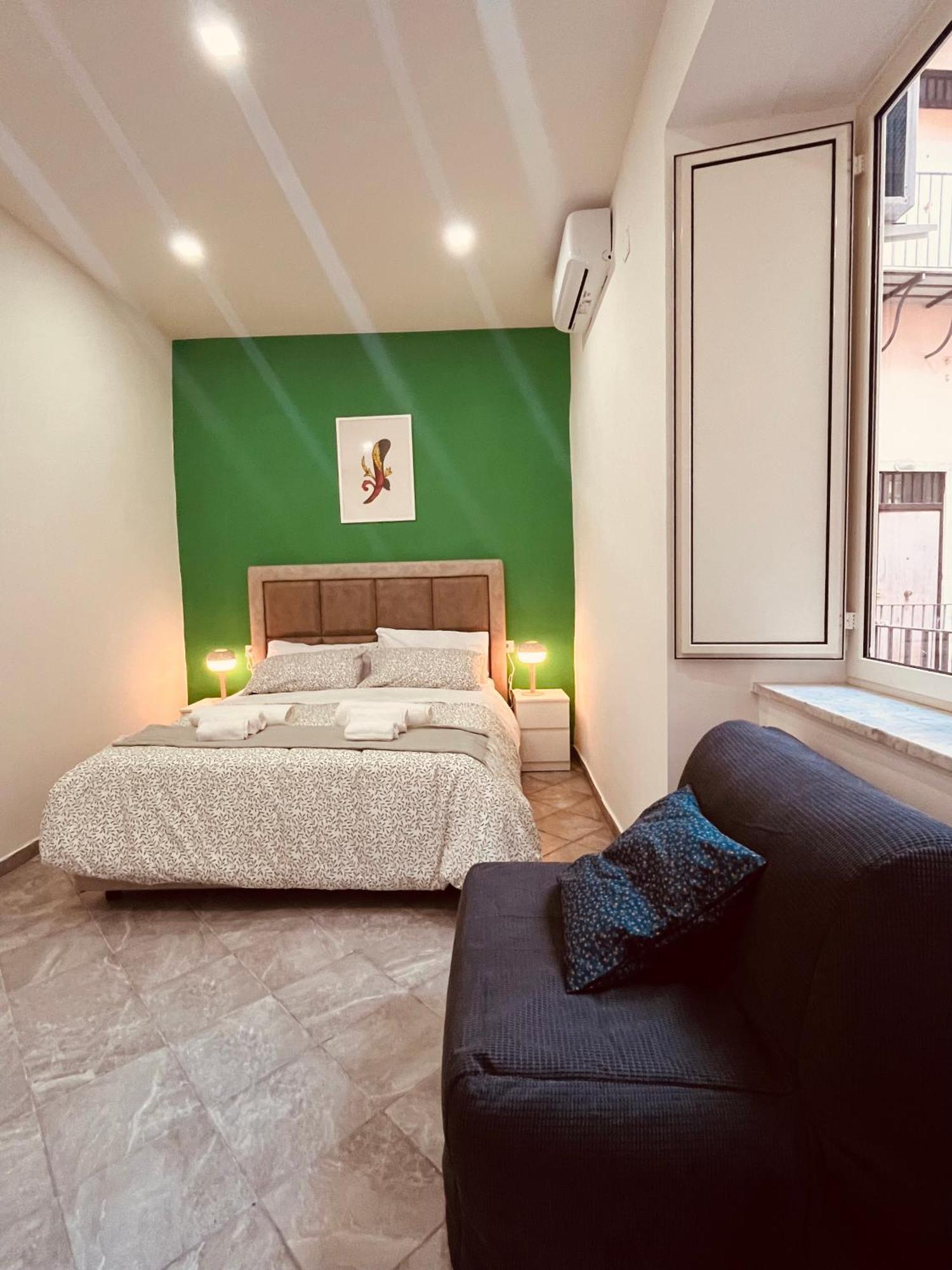 7 House Apartment